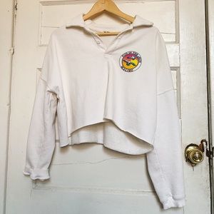 Brandy Melville Cropped crew neck sweater